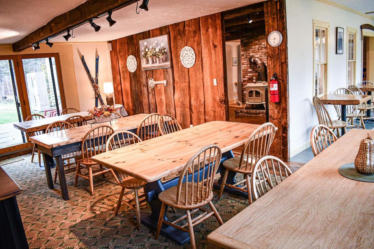 Brook Road Inn Goshen Экстерьер фото