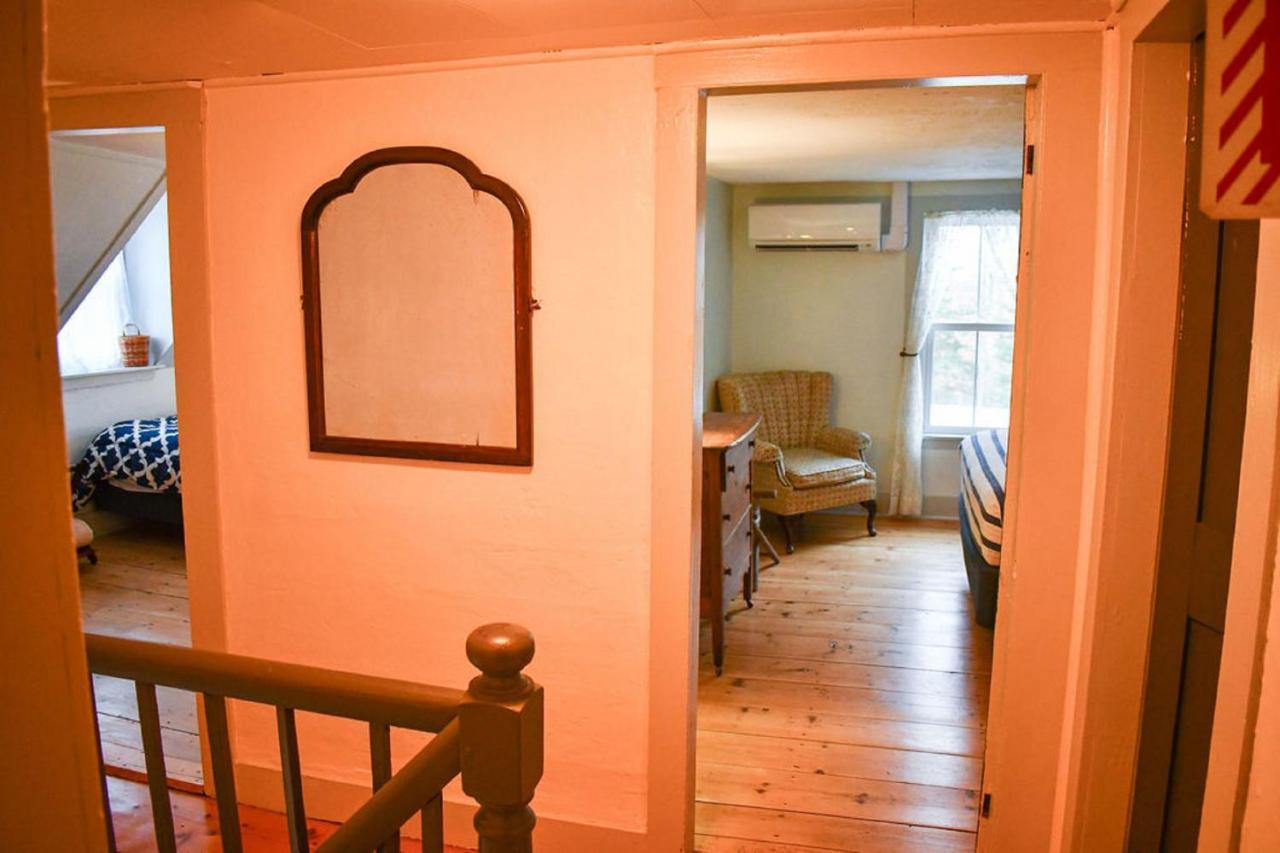 Brook Road Inn Goshen Экстерьер фото