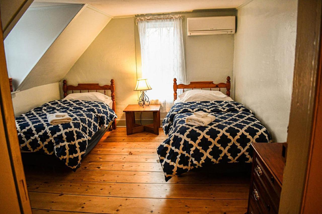 Brook Road Inn Goshen Экстерьер фото
