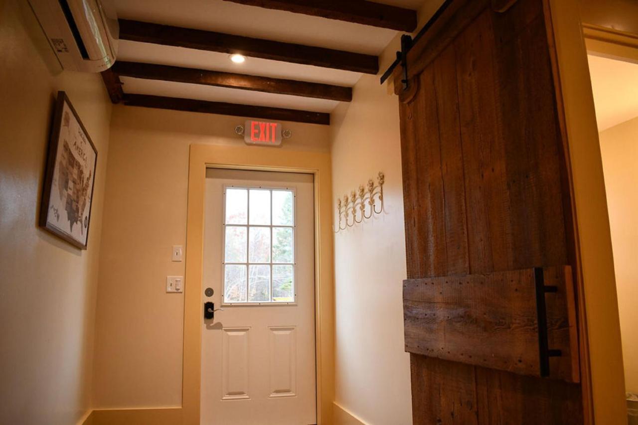 Brook Road Inn Goshen Экстерьер фото