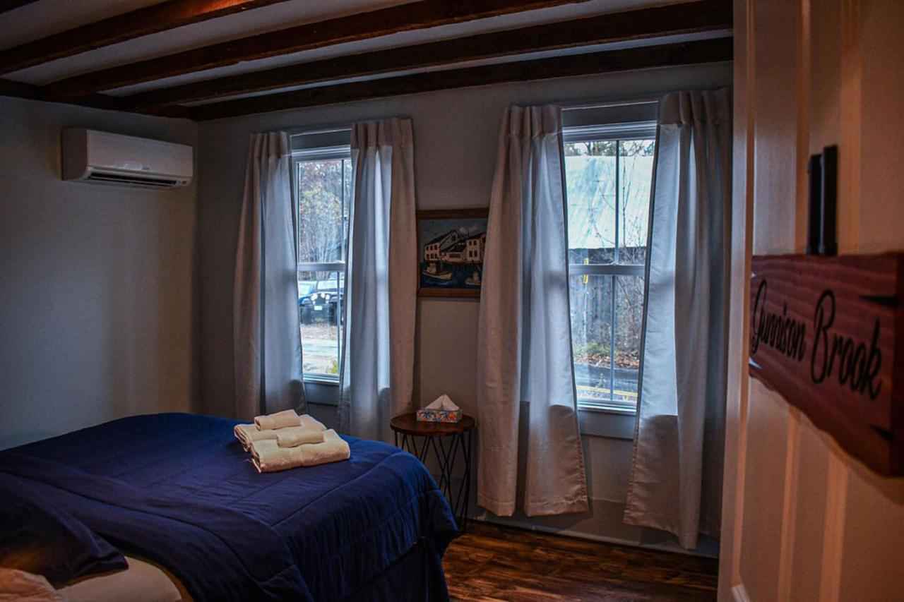 Brook Road Inn Goshen Экстерьер фото