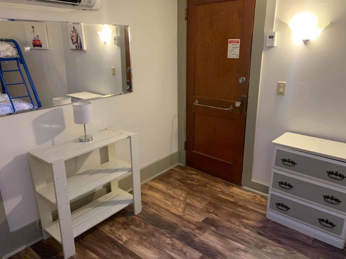 Brook Road Inn Goshen Экстерьер фото